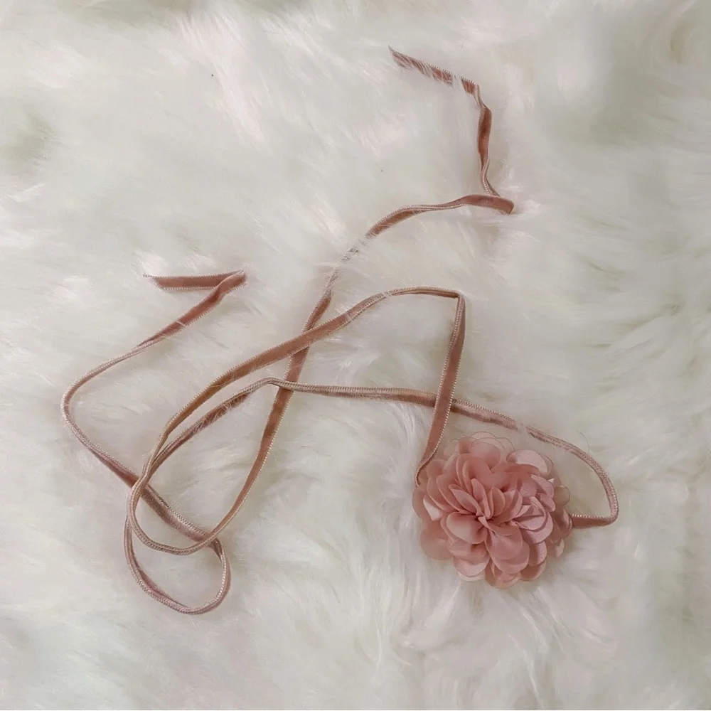 ᴇᴜᴄ ᴠᴇʟᴠᴇᴛ ᴡʀᴀᴘ ꜱᴇʟꜰ-ᴛɪᴇ ᴄᴀᴍɪʟʟɪᴀ ꜰʟᴏᴡᴇʀ ᴄʜᴏᴋᴇʀ - Picture 3 of 13